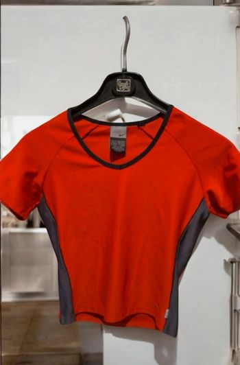 T-shirt Nike rouge  taille M,  enfant, en excellent état