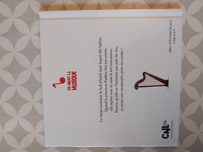 Livre jeunesse neuf – Concerto pour Harpe, Chat et Poney – Hachette En avant la musique - photo numéro 2