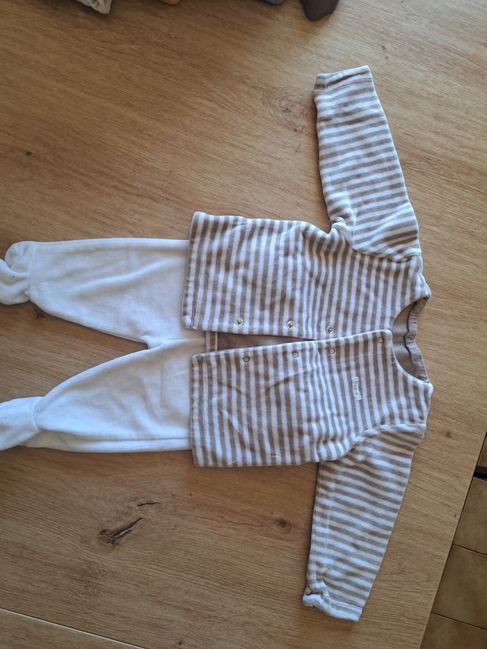 Pyjamas 2 pièces 3 mois - photo numéro 4