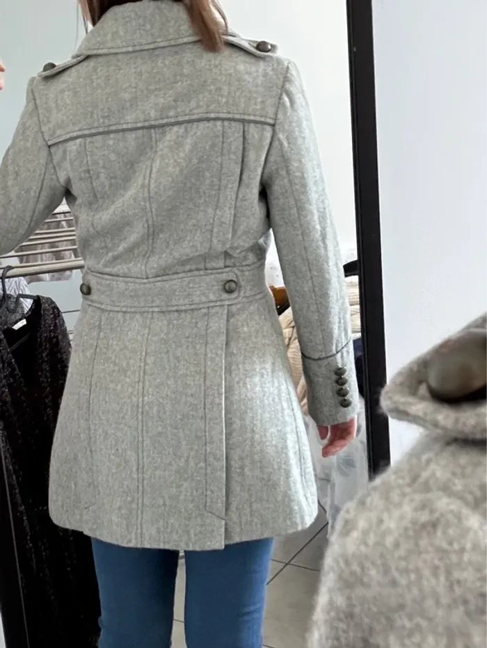 Manteau en laine gris boutonné - photo numéro 17