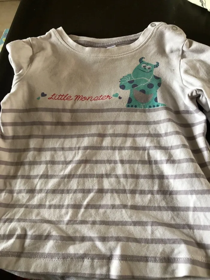 Tee shirt longues manche disney monstre et compagnies.