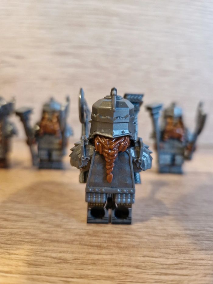 Figurines type lego 4 guerriers nains seigneur des anneaux - photo numéro 4