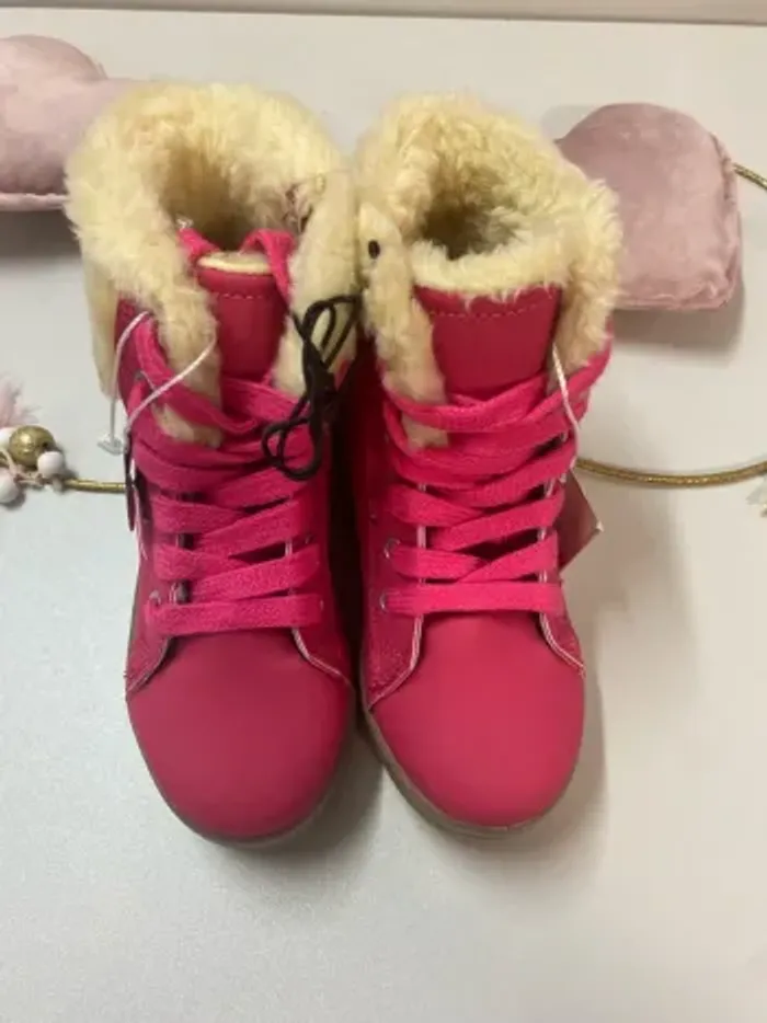 Bottines fille - fourrée - neuf - Defacto - Taille 28 - photo numéro 3
