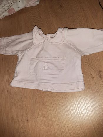Pull taille  3 mois