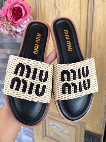 Claquette miu miu 
