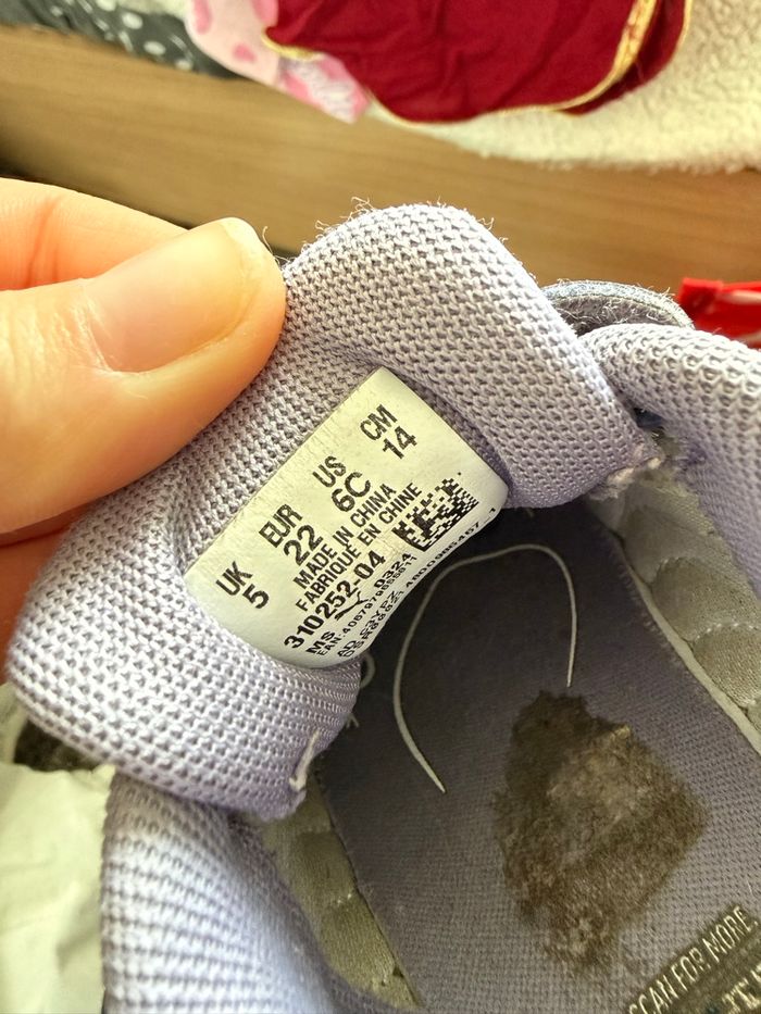 Basket scratch bébé taille 22 - photo numéro 4