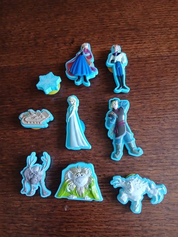 Figurines