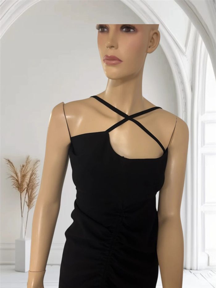 Très belle robe noir Zara noir taille  xs neuve - photo numéro 8