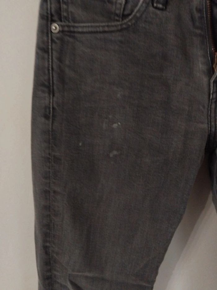 Jeans Levis 38 - photo numéro 2