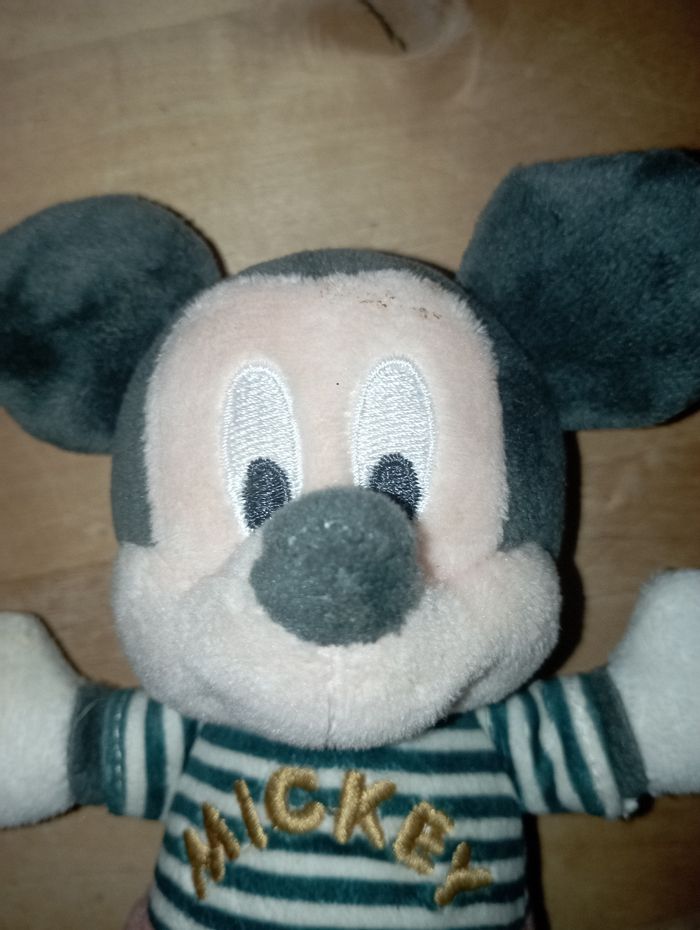 Peluche mickey - photo numéro 2