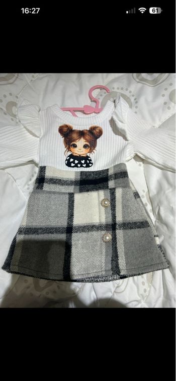 Robe bébé fille neuve 