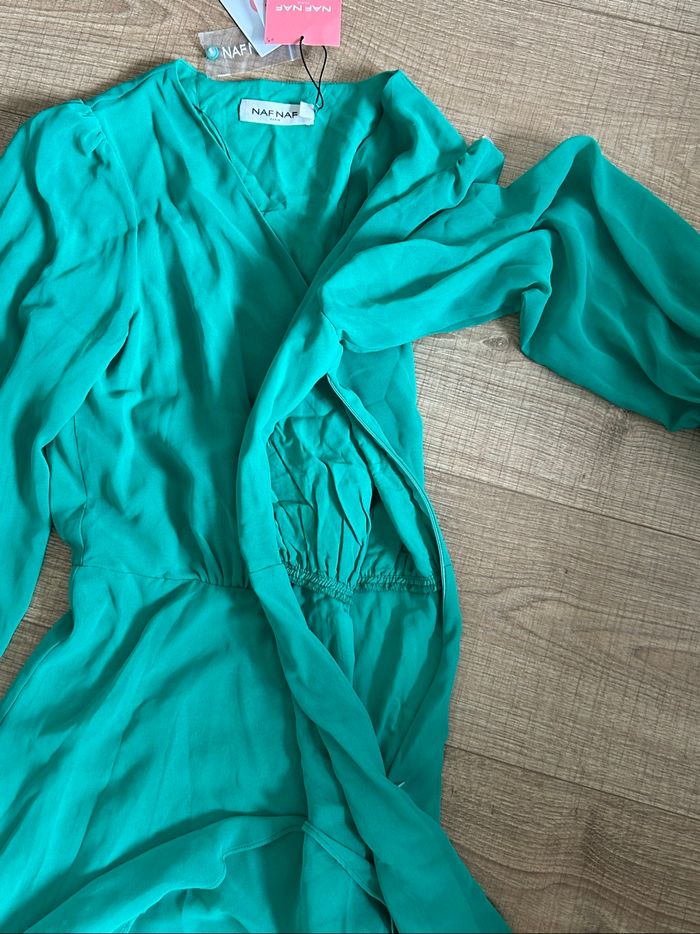 Robe verte neuve à manches longues Naf Naf taille 36 (valeur 70€) - photo numéro 8