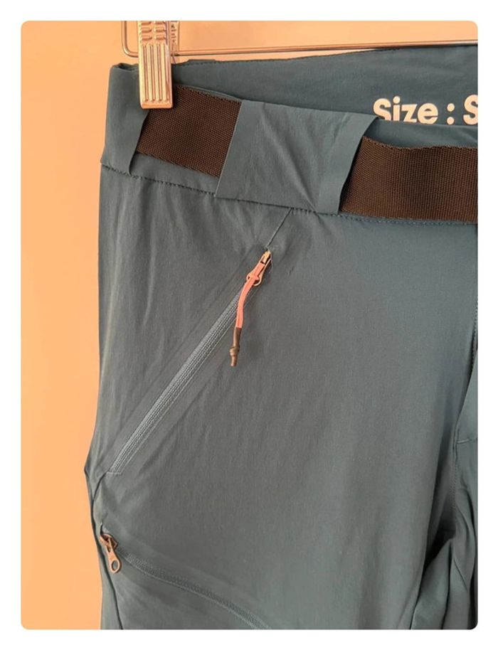 Lot pantalon et chaussettes jo2024 taille s - photo numéro 4