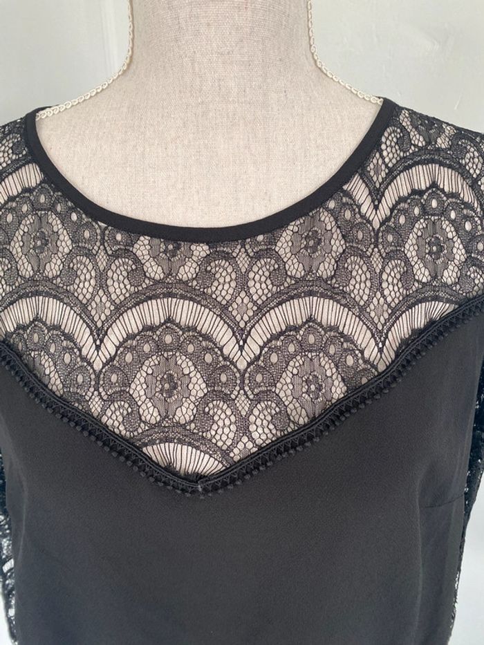 Top noir dentelle Freeman porter taille XL - photo numéro 2
