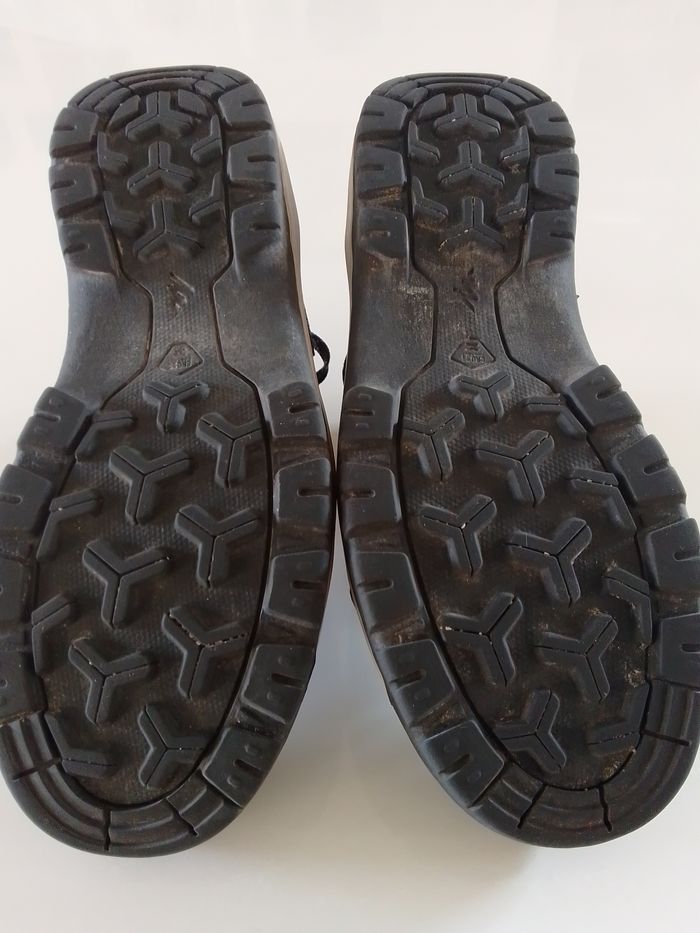 CHAUSSURES DE RANDONNÉE TAILLE 37 - photo numéro 3