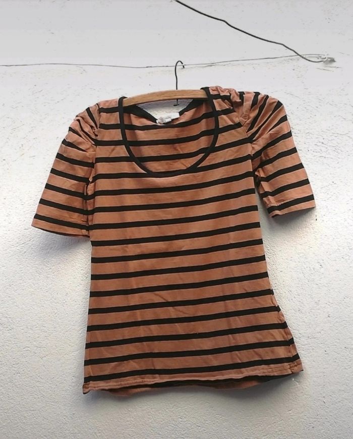 Tee-shirt rayé drapé aux épaules taille L marque Jennyfer - photo numéro 4