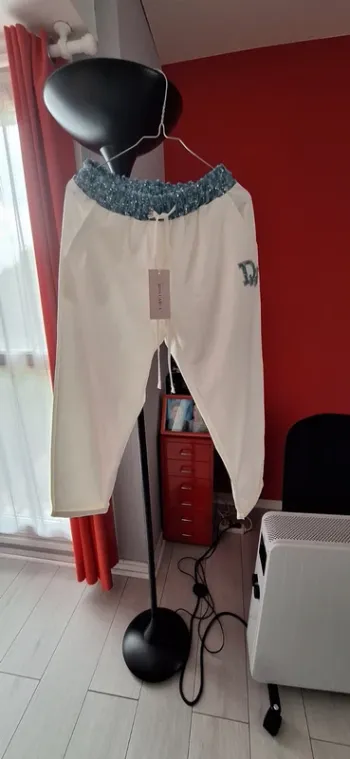 Pantalon neuf