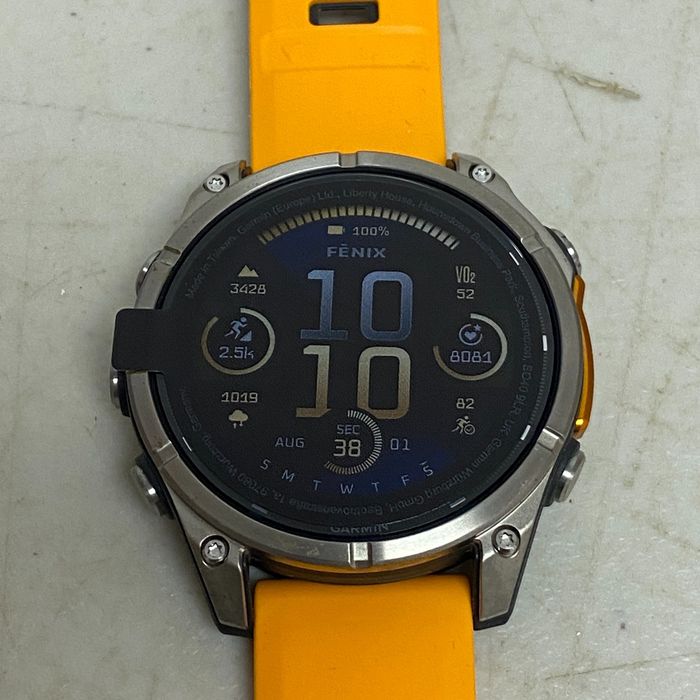 Montre connectée Garmin fenix 8 47 mm AMOLED saphir titane orange étincelant graphite - photo numéro 6