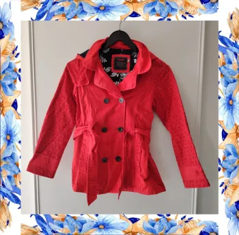 Veste rouge Catimini 10 ans