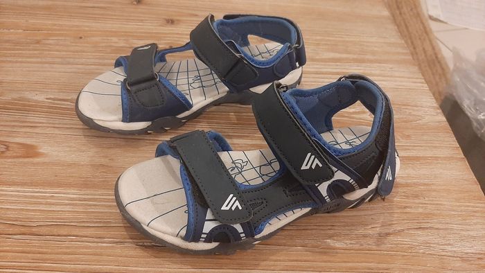 Sandales enfant