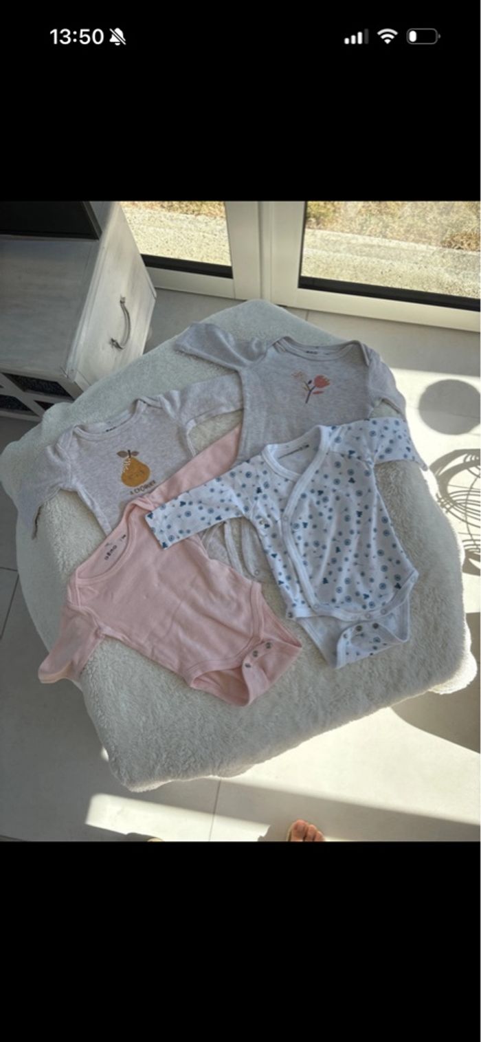 Lot de bodies 3 mois lulu castagnette kiabi