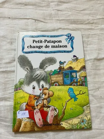 Livre enfant – Petit Patapon change de maison