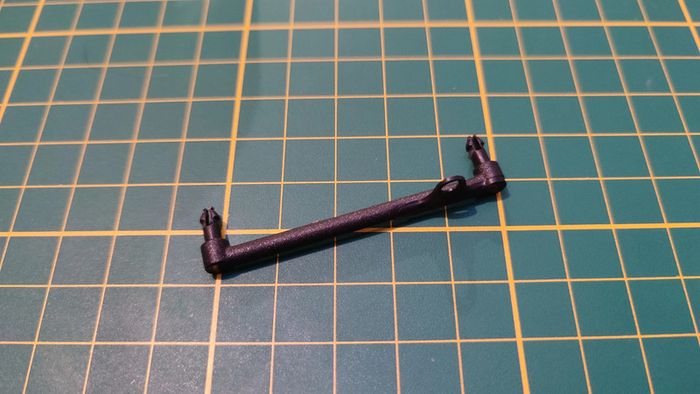 Axe roue avant pièce détachée miniature Peugeot 205 GTI 1/18 Solido #B41 - photo numéro 2