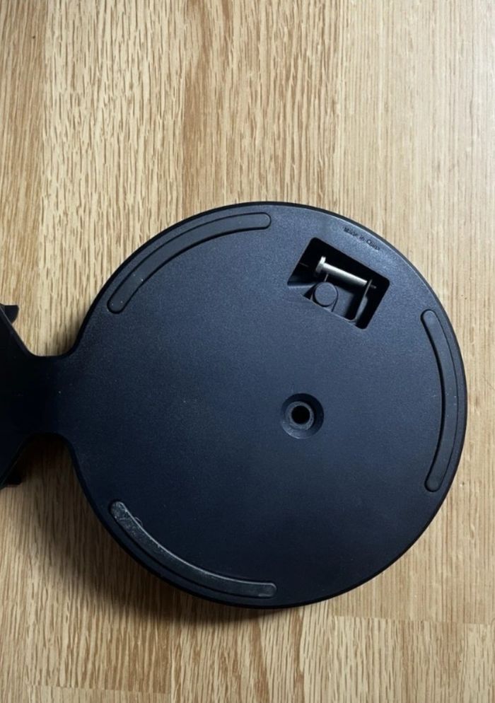 PS5 Standard CD + 2 manettes et support + casque et jeu- très bon état - photo numéro 5
