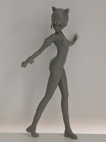 Figurine Cat woman