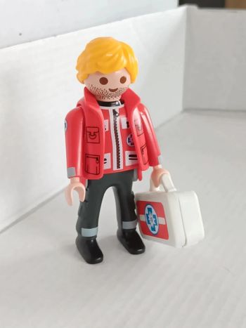 Secouriste playmobil