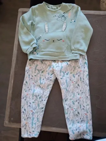 Ensemble sweat + pantalon type sarouel