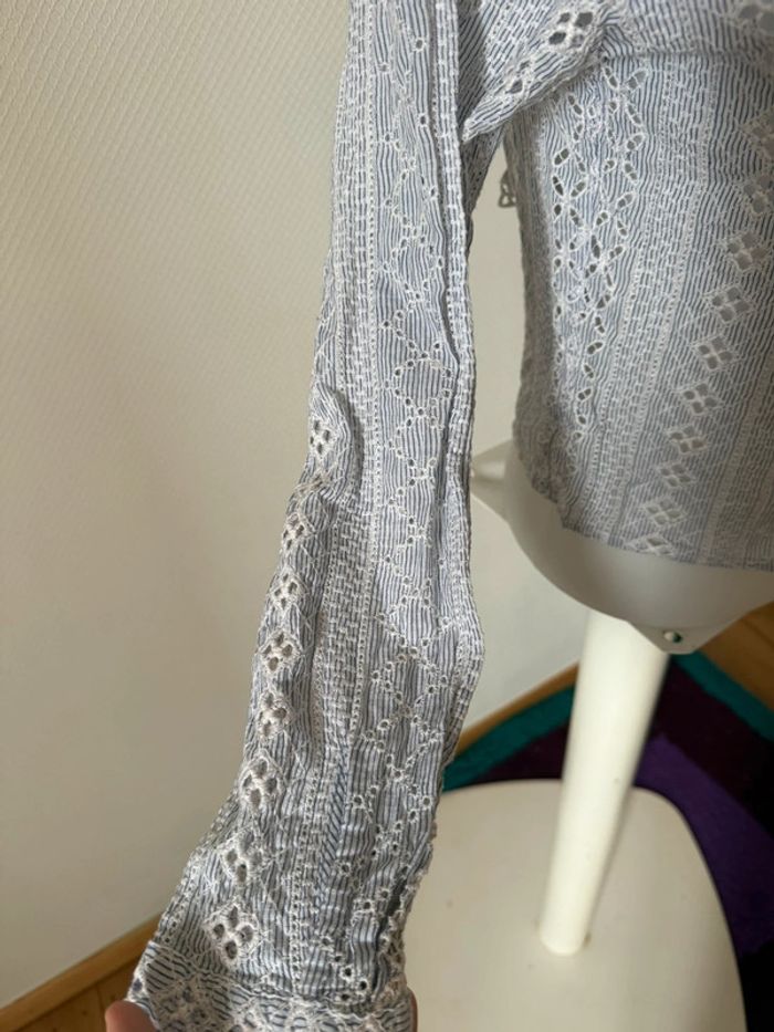 Blouse bleu en bon état taille 38 H&M - photo numéro 5