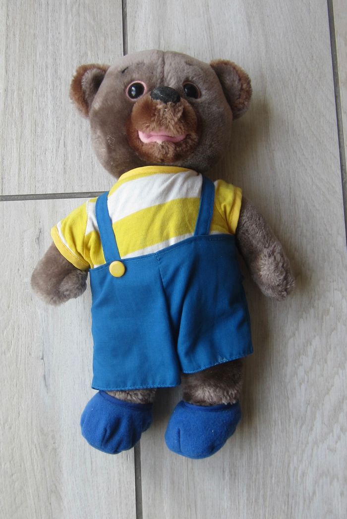 Peluche/doudou : Petit ours brun - photo numéro 3