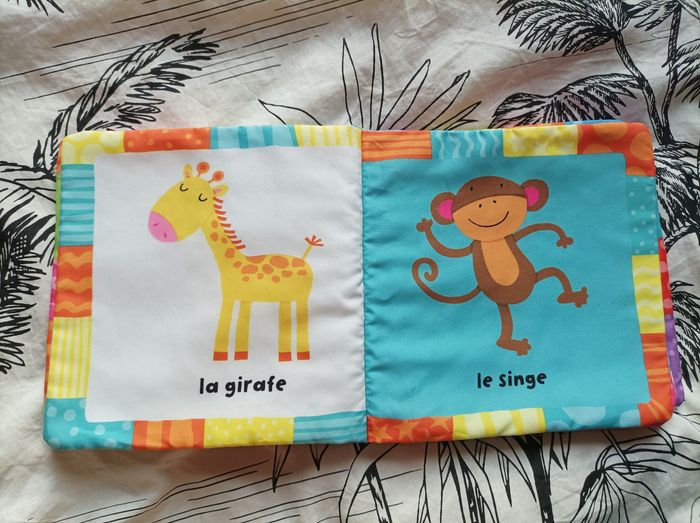 Livre pour bébés : "min petit livre des animaux" - photo numéro 2