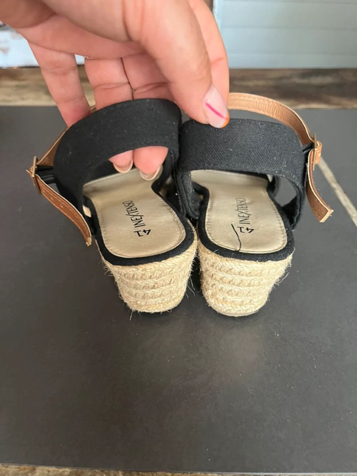 sandales compensées - photo numéro 3