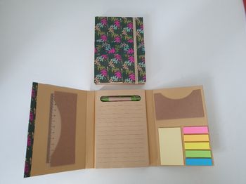 Lot de 2 blocs notes avec post-it et stylo
