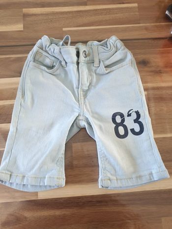 Short jeans tape à l'œil