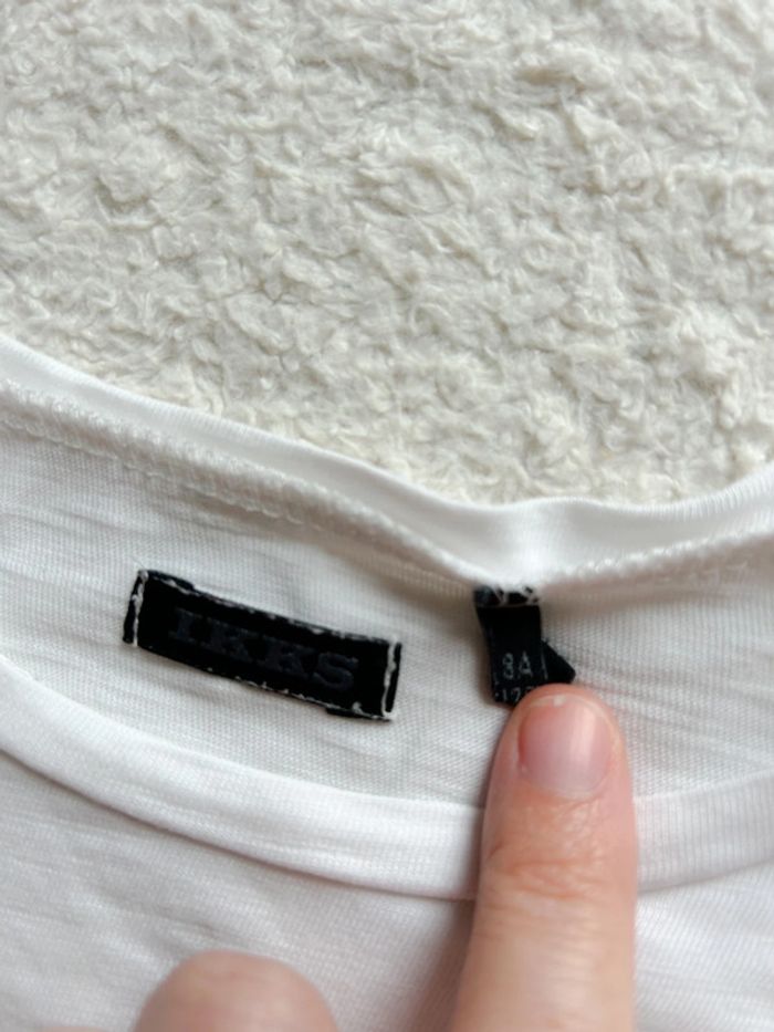 T-shirt IKKS blanc ML tête mort 8 ans - photo numéro 4