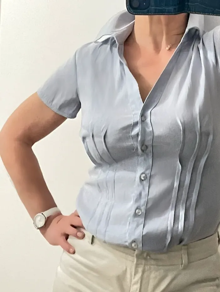 Blouse bleu claire - photo numéro 2