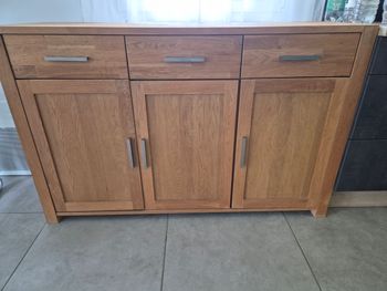 Buffet trois portes trois tiroirs chêne massif