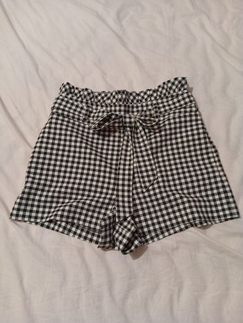Short Zara trafaluc collection taille M neuf