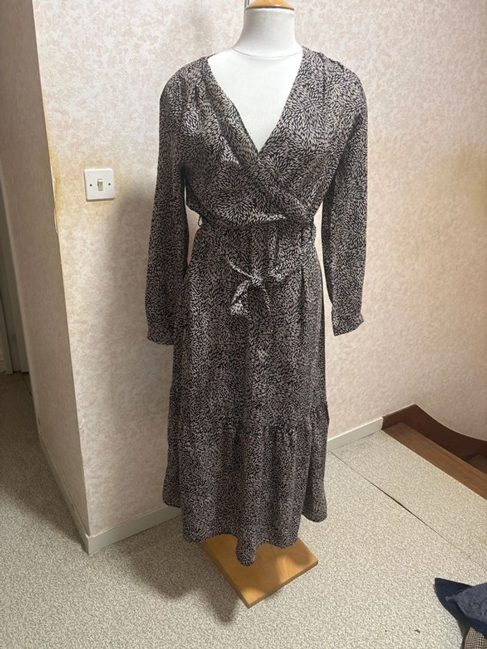 Robe longue taille 36 marque Sarah John neuve