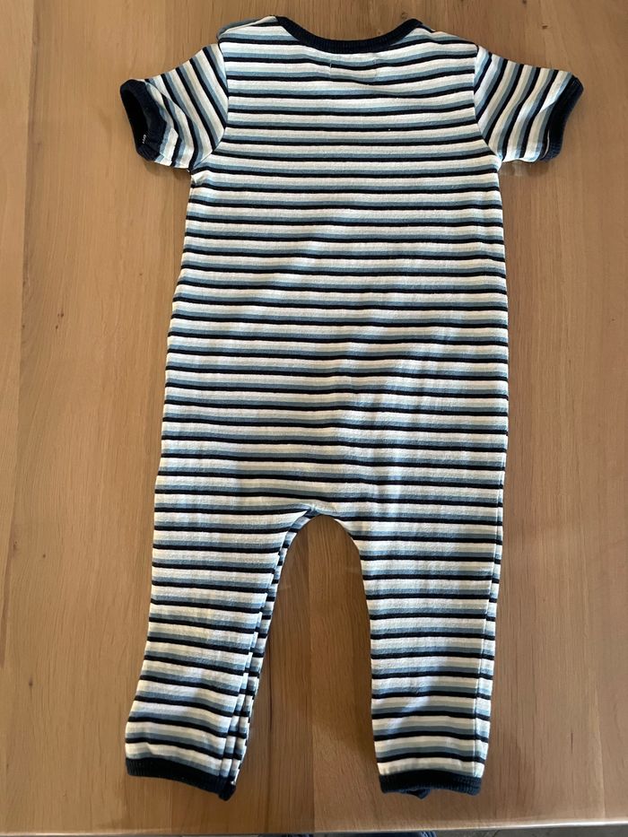 Combinaison 6 mois - photo numéro 2