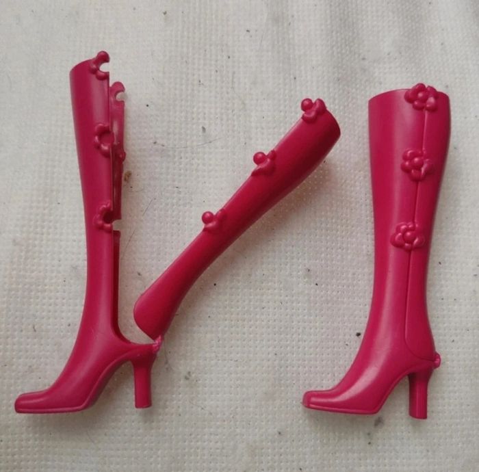 🌈Bottes Rose Barbie Mattel à clipper🌈 - photo numéro 2