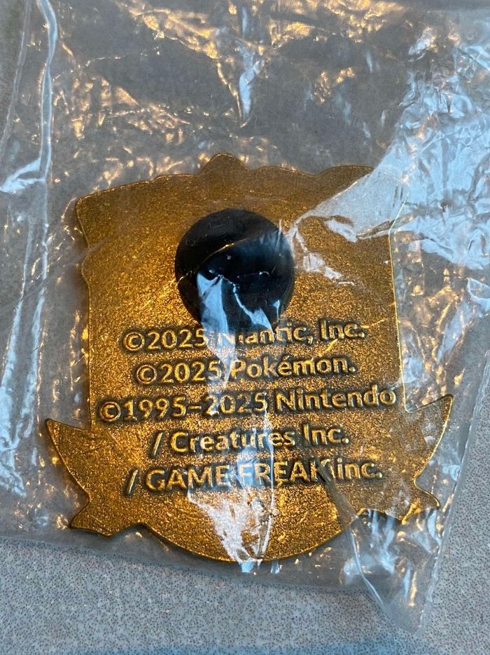 Pin's' - photo numéro 4