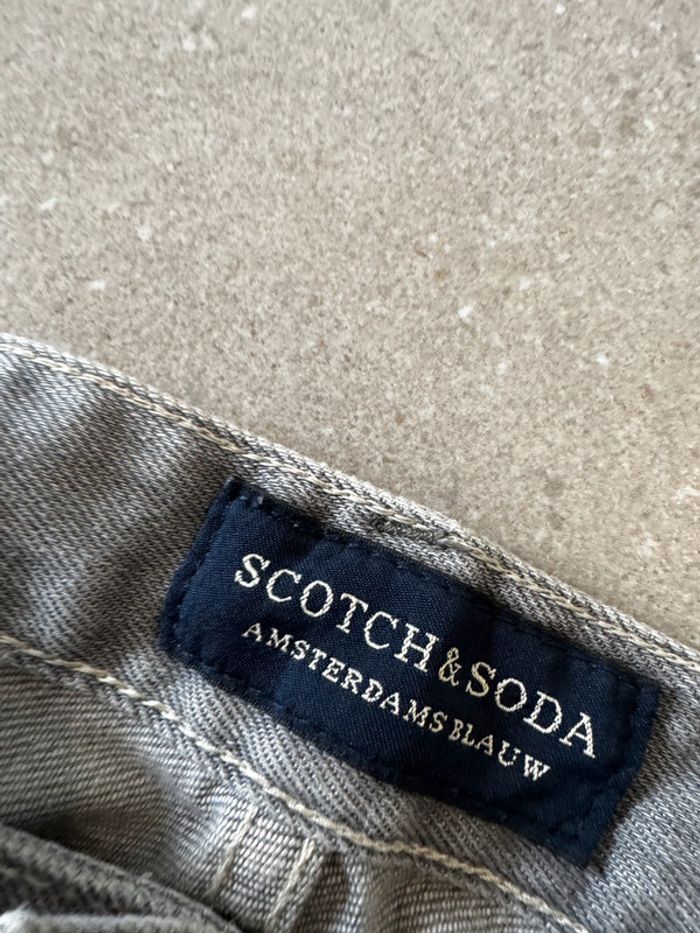 Jean gris Scotch & Soda, taille W31 L32, très bon état, 44x105cm - photo numéro 2