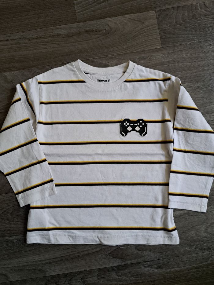 Lot de 4 tee-shirts manches longues et 1 chemise 5 ans - photo numéro 3