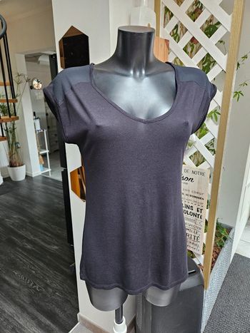 Camaïeu t-shirt noir taille M