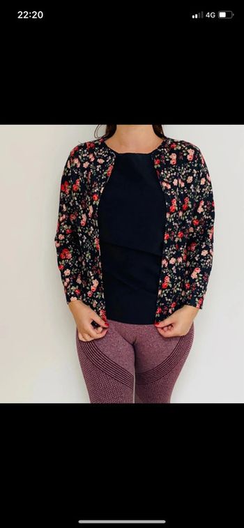 Blouse fleuri taille 36 Basic Collection