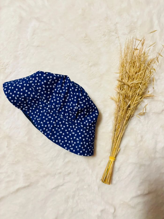 Chapeau réversible